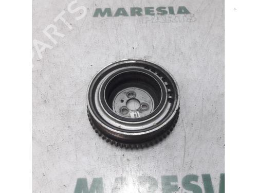 Used Pulley FIAT GRANDE PUNTO (199_) 1.4 (199AXB11, 199AXB1A, 199BXB1A, 199AXL1A) (77 hp) 31384883
