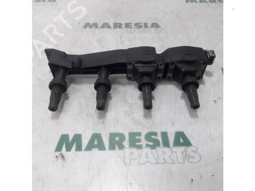 Used Ignition coil PEUGEOT 206 CC (2D) 1.6 16V (2DNFUF, 2DNFUR) (109 hp) 31483661