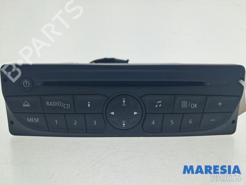 Bilradio Bilradio RENAULT KANGOO / GRAND KANGOO II (KW0/1_) 1.6 16V (KW03, KW09, KW0D, KW0U, KW0W, KW13) (106 hp) 39690160 39690160