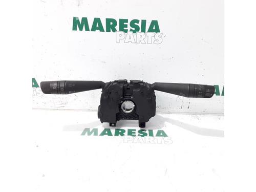 Used Switch FIAT DOBLO Cargo (263_) 1.3 D Multijet (263ZXT1A, 263WXT1A, 263ZYA1A, 263WYA1A) (80 hp) 31520455