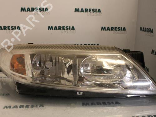 Used Right headlight RENAULT LAGUNA II (BG0/1_) 1.9 dCi (BG08, BG0G) (120 hp) 31418016