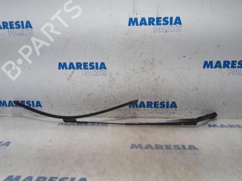 front-windshield-wiper-arm-fiat-ducato-van-250_-2006-31421619 main image