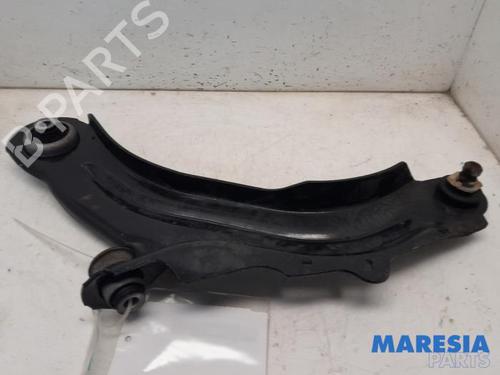 Used Left front suspension arm RENAULT CAPTUR I (J5_, H5_) 0.9 TCe 90 (90 hp) 31384864