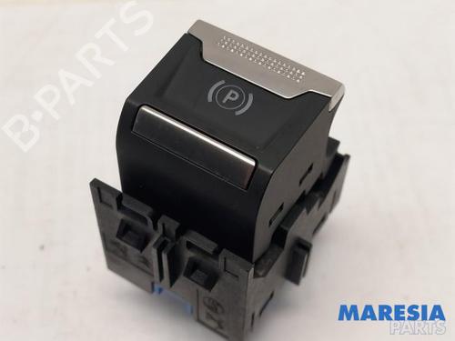 Used Switch Switch 31526556 31526556