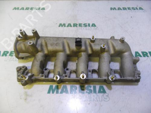 Used Injection rail Injection rail ALFA ROMEO 156 Sportwagon (932_) 2.4 JTD (932.BXC00) (150 hp) 31502724 31502724