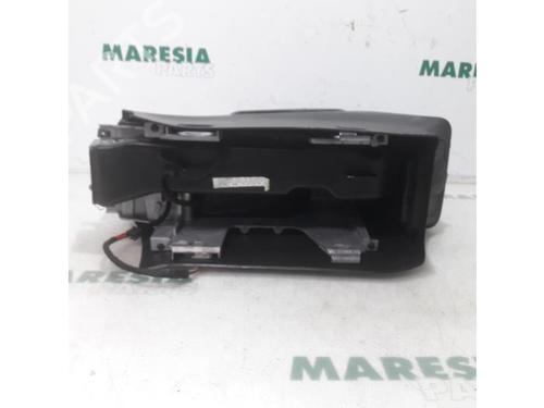Armrest / Center console ALFA ROMEO 159 (939_) 2.2 JTS (939AXB1B, 939AXB11) | BP31455591I20 - Image 3