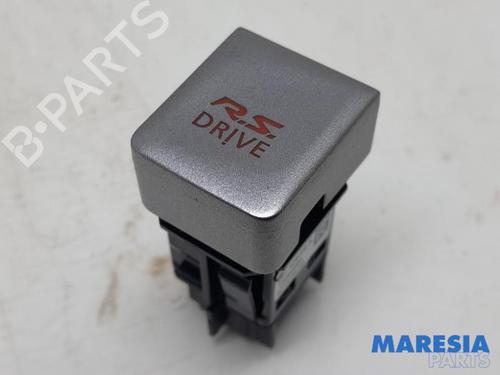 switch-renault-clio-iv-bh_-2012-2013-2014-2015-2016-2017-2018-2019-2020-2021-31524551 main image