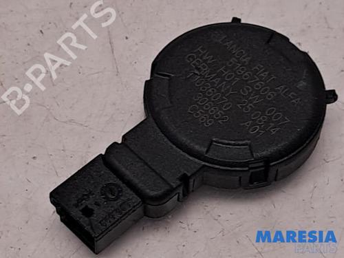 Electronic sensor FIAT 500L (351_, 352_) 1.4 (199LYF1B) | BP31513914M84