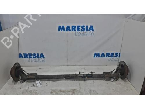 Hinterachse für RENAULT MASTER II Van (FD) 2.5 dCi 120 (FD0M, FD0U, FD0W, FD2M, FD2W, FD3M, FD3U,... (115 hp) 31448349