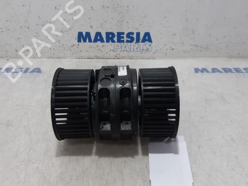 Used Heater blower motor RENAULT MEGANE III Hatchback (BZ0/1_, B3_) 1.5 dCi (106 hp) 31425547