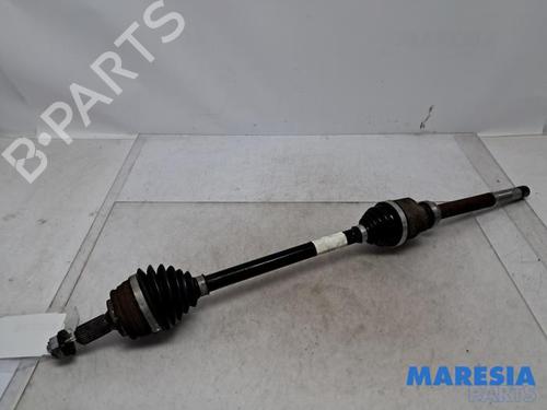 Used Right front driveshaft PEUGEOT 5008 II (MC_, MJ_, MR_, M4_) 1.2 THP (MRHNYH, MRHNYW, MRHNSJ, MRHNSU, MRHNSM) (131 hp) 31504772