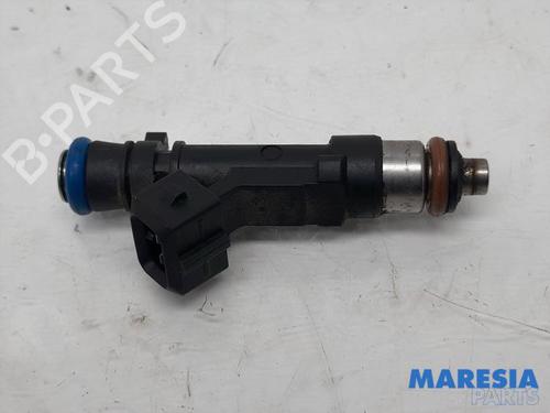 Injektor für DACIA LOGAN MCV (KS_) 1.4 (75 hp) 31449528