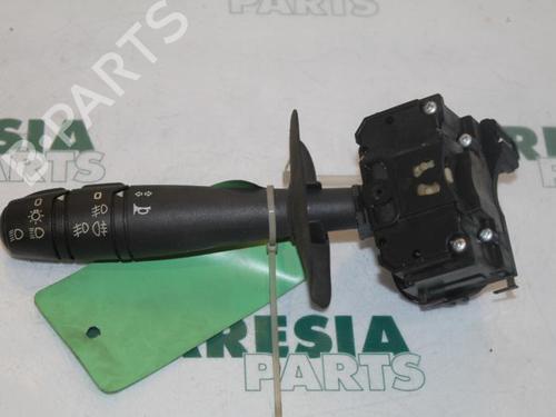 steering-column-stalk-renault-clio-ii-bb_-cb_-1998-1999-2000-2001-2002-2003-2004-2005-2006-2007-2008-2009-2010-2011-2012-2013-2014-2015-2016-31480885 main image