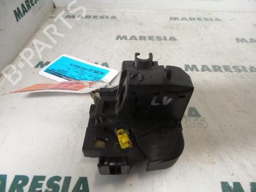 electronic-module-renault-scenic-i-mpv-ja01_-fa0_-1999-2000-2001-2002-2003-2004-2005-2006-2007-2008-2009-2010-31462538 main image