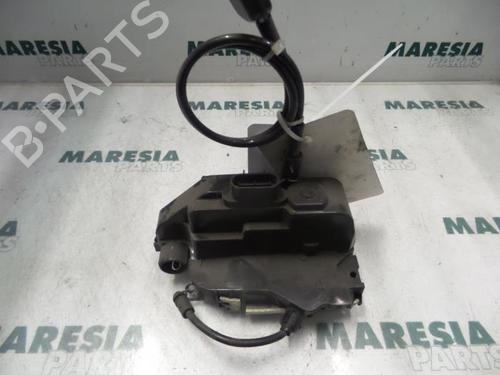 electronic-module-renault-megane-ii-estate-km01_-2003-2004-2005-2006-2007-2008-2009-2010-2011-2012-31417838 main image