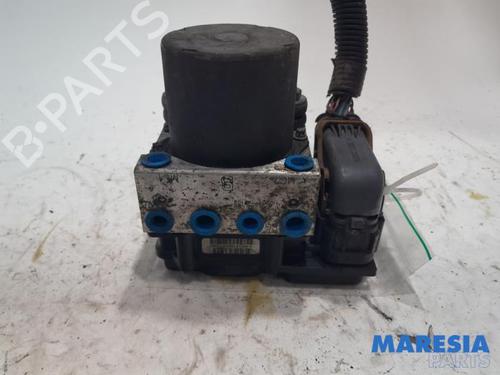 Used ABS pump PEUGEOT EXPERT Van (VF3A_, VF3U_, VF3X_) 2.0 HDi 120 (120 hp) 31519610