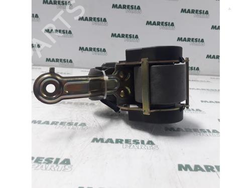 Used Front right seatbelt RENAULT SAFRANE II (B54_) 2.2 dT (B54G) (113 hp) 31537154