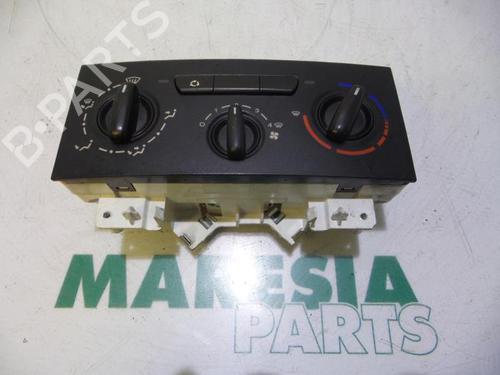 Used Climate control PEUGEOT EXPERT Van (VF3A_, VF3U_, VF3X_) 1.6 HDi 90 16V (90 hp) 31475165