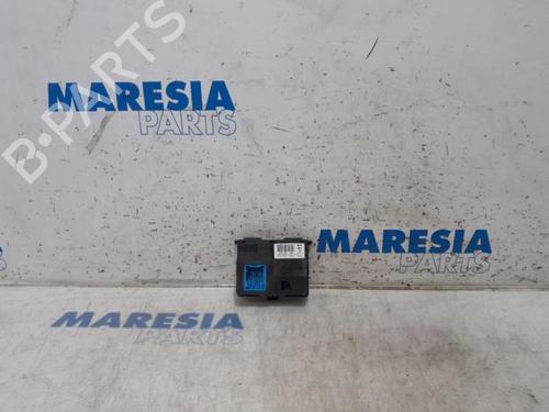 Used Electronic module PEUGEOT 308 SW II (LC_, LJ_, LR_, LX_, L4_) 1.6 BlueHDi 120 (120 hp) 31494111