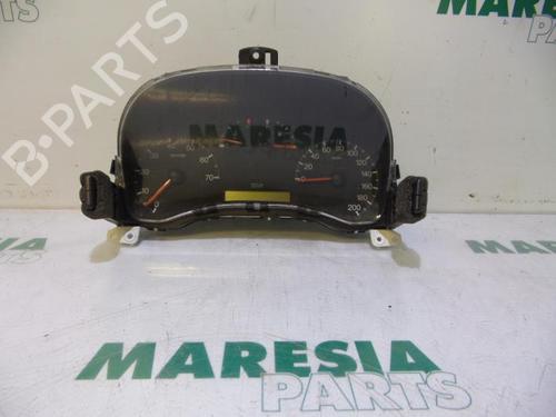Used Instrument cluster FIAT PUNTO (188_) 1.2 60 (188.030, .050, .130, .150, .230, .250) (60 hp) 31428658