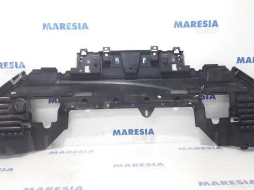 Used Upper protection PEUGEOT 508 I (8D_) 1.6 HDi (112 hp) 31434797