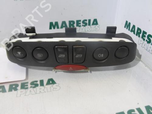 Interruttore FIAT PUNTO (188_) 1.2 16V 80 (188.233, .235, .253, .255, .333, .353, .639,... (80 hp) 31512000