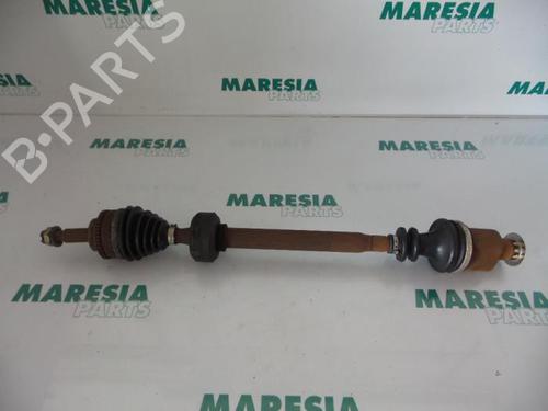 right-front-driveshaft-renault-megane-scenic-ja01_-1996-1997-1998-1999-2000-2001-31522489 main image