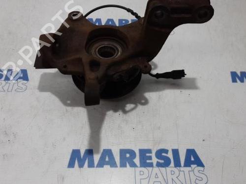Used Right front steering knuckle RENAULT SCÉNIC III (JZ0/1_) 1.4 16V (JZ0F, JZ1V) (131 hp) 31453001