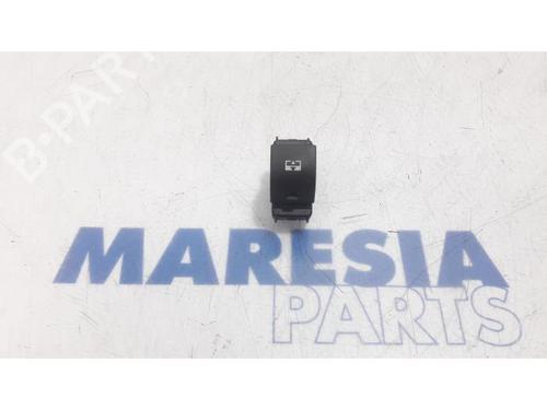 Used Switch PEUGEOT 3008 I MPV (0U_) 1.6 VTi (120 hp) 31435951
