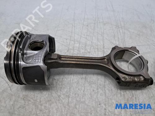 Used Other Other RENAULT SCÉNIC IV (J9_) 1.3 TCe 140 (140 hp) 33296495 33296495