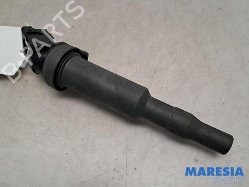Used Ignition coil PEUGEOT 5008 (0U_, 0E_) 1.6 16V (156 hp) 31487651