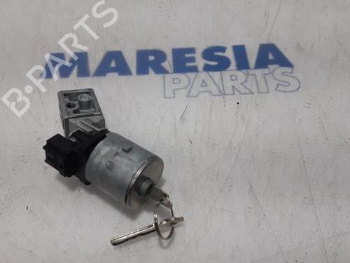 Used Ignition barrel PEUGEOT 5008 (0U_, 0E_) 1.6 16V (156 hp) 31517823