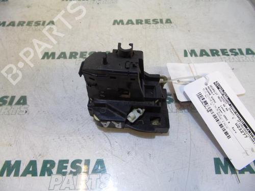 electronic-module-renault-scenic-i-mpv-ja01_-fa0_-1999-2000-2001-2002-2003-2004-2005-2006-2007-2008-2009-2010-31404322 main image