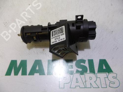 Used Ignition barrel FIAT STILO (192_) 1.2 16V (192_XA1B) (80 hp) 31505104