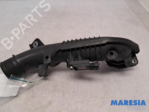 Used Pipe FIAT 500L (351_, 352_) 0.9 (199LYC1B) (105 hp) 31437383