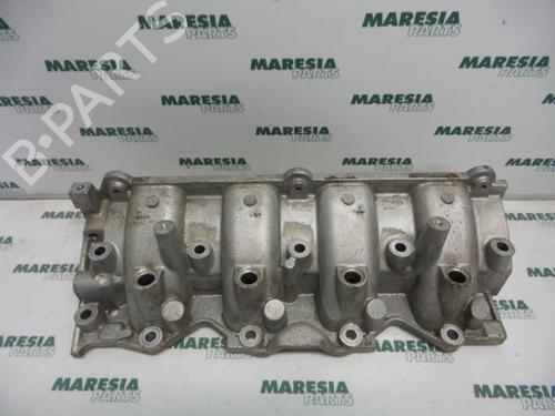 Used Injection rail RENAULT SCÉNIC I MPV (JA0/1_, FA0_) 2.0 16V (JA1B, JA1D, JA0C) (139 hp) 31521317