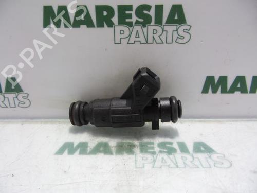 Used Injector LANCIA YPSILON (843_) 1.2 (843.AXB1A) (80 hp) 31441677