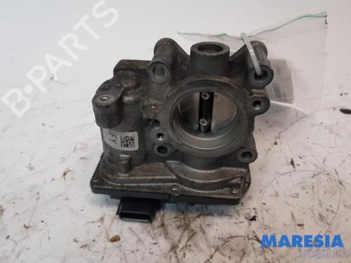 Used Throttle body RENAULT CAPTUR I (J5_, H5_) 0.9 TCe 90 (90 hp) 31483843