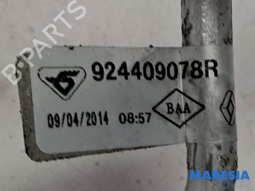 AC pipe DACIA SANDERO II TCe 90 (B8M1, B8MA, B8AC) | BP31386685M126