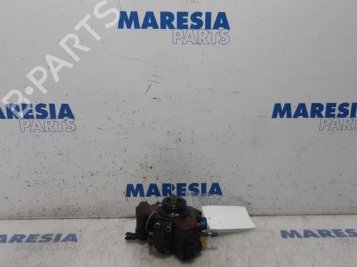 Used Fuel pump OPEL COMBO Box Body/MPV (X12) 1.3 CDTI (B05) (90 hp) 31467617