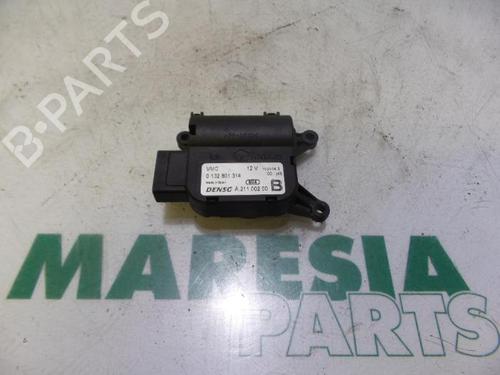 other-lancia-thesis-841_-2002-2003-2004-2005-2006-2007-2008-2009-31430455 main image