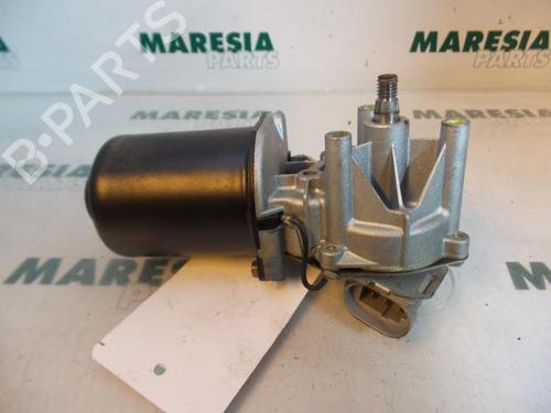 front-wiper-motor-renault-megane-i-classic-la01_-1996-1997-1998-1999-2000-2001-2002-2003-2004-2005-2006-2007-2008-31393937 main image