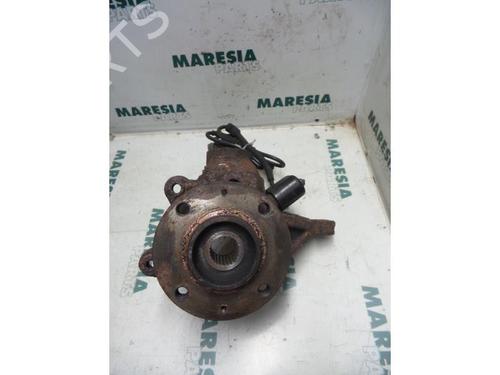 left-front-steering-knuckle-citroen-xsara-n1-1997-1998-1999-2000-2001-2002-2003-2004-2005-31523100 main image