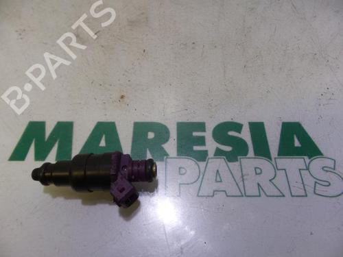 Used Injector RENAULT TWINGO I (C06_) 1.2 (C066, C068) (58 hp) 31527387