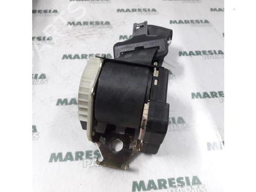 Used Rear left seatbelt RENAULT CLIO II (BB_, CB_) 1.2 16V (BB05, BB0W, BB11, BB27, BB2T, BB2U, BB2V, CB05,... (75 hp) 31503638