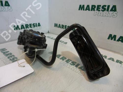 Used Electronic module RENAULT ESPACE IV (JK0/1_) 2.0 (JK09) (136 hp) 31386689