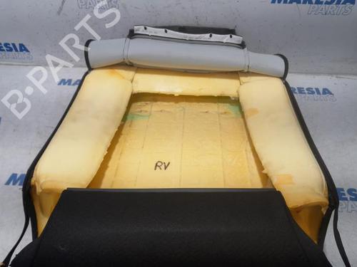 Sæde højre fortil CITROËN C4 CACTUS 1.2 VTi 82 | BP31446879C16 