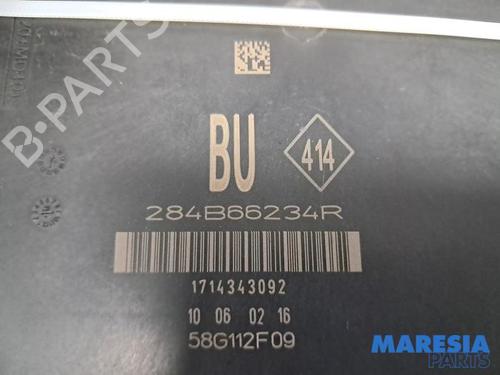 Fuse box RENAULT MEGANE IV Hatchback (B9A/M/N_) 1.2 TCe 130 (B9MR) | BP31428558E1