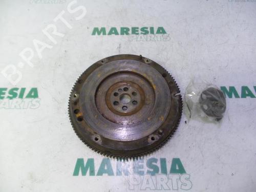 Used Flywheel FIAT MAREA Weekend (185_) 1.6 100 16V (103 hp) 31466964