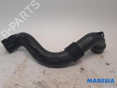 Used Pipe RENAULT CLIO IV (BH_) 1.2 TCe 120 (BHM0) (120 hp) 31460591